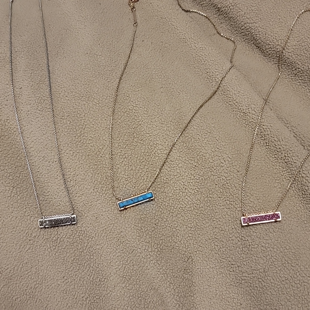 Kendra Scott Necklace